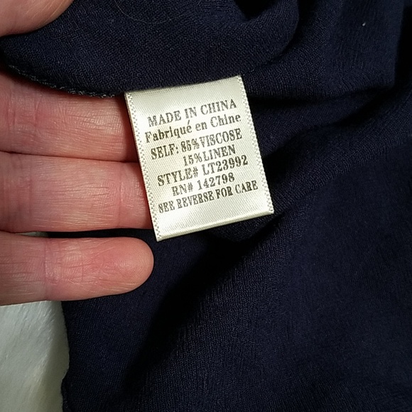 Navy Linen cold sholder top - Picture 7 of 7